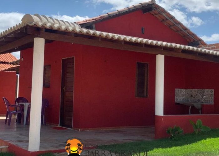 Chalé a 50 metros da praia em Barra Grande PI.
