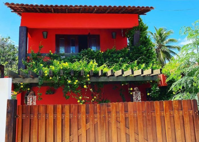 Casa com jardim e horta em Barra Grande PI.