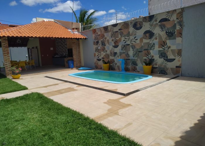 Casa com piscina na Praia de Atalaia PI.
