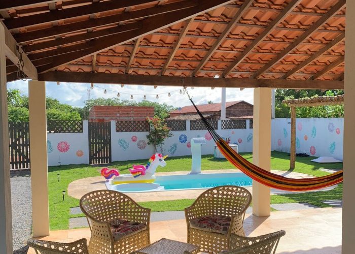 Casa com piscina em Cajueiro da Praia PI